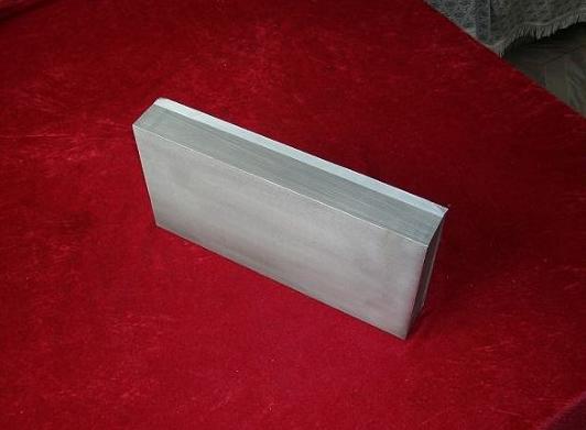 并询问是否有更具体的业务对接部门或负责人的联系方式