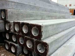 并且它本身的耐候、耐久以及防火这方面的性能