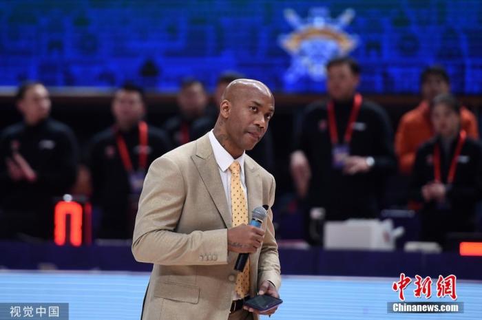 CBA第一阶段收官 马布里感慨疫情下坚持比赛