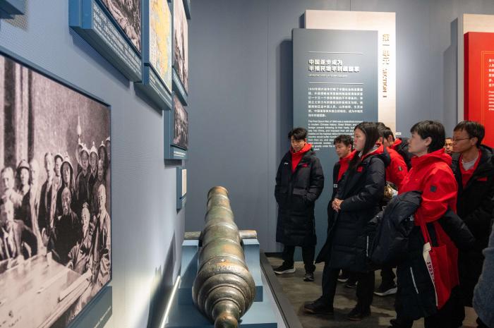 国家射击队赴中共一大纪念馆开展爱国主义教育