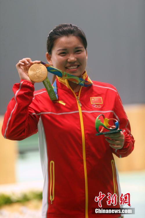 巴黎奥运首金争夺战：中国健儿历届奥运首金时