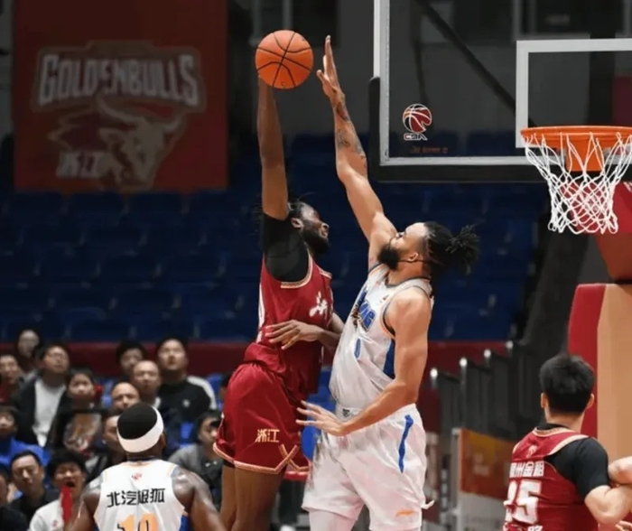 浙江大胜北京外援配置崩盘致惨败