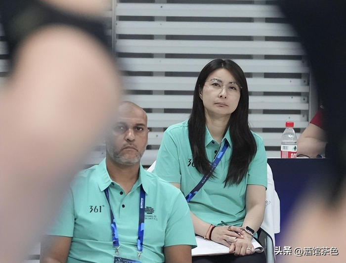陈艺文陈佳女子双人3米板夺冠 郭晶晶执裁见证传